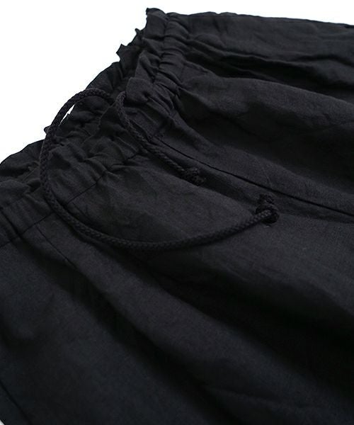 suzuki takayukiスズキタカユキgarthered pants II [S251-32/black]ギャザーパンツ