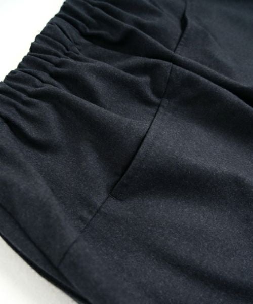 VU ヴウ 【Standard】cropped pants flannel wool [CHARCOAL GRAY] vu-pnt-005