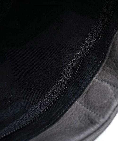 VUm PRODUCT B16 shoulder tote deer leather / gray