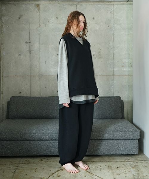 VU ヴウ v vest  cotton wool [BLACK] vum-kn01