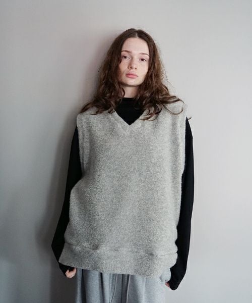 VU ヴウ boa v vest  [LIGHT HEATHER GRAY] vum-kn01