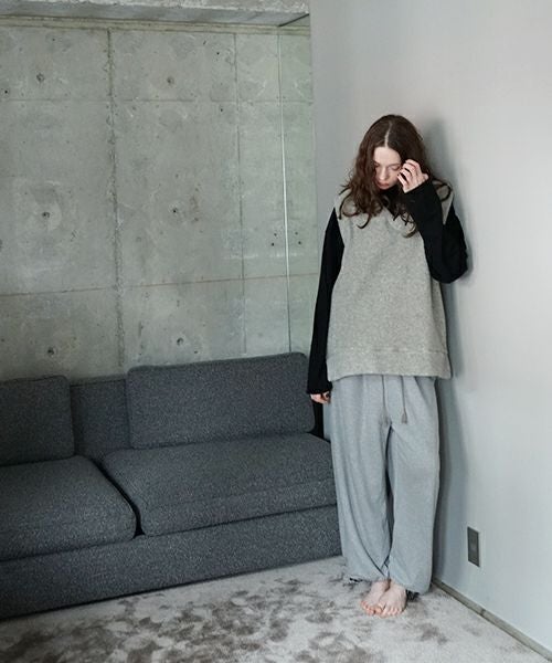VU ヴウ boa v vest  [LIGHT HEATHER GRAY] vum-kn01
