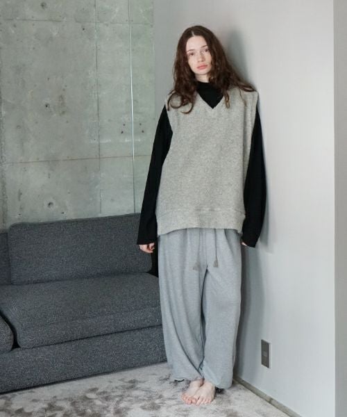 VU ヴウ boa v vest  [LIGHT HEATHER GRAY] vum-kn01