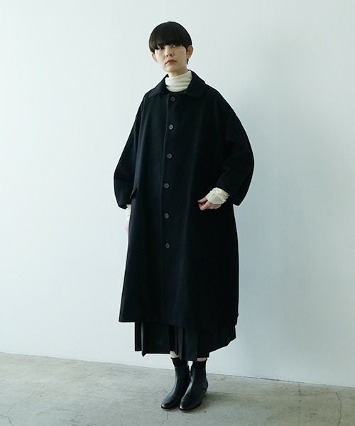 Mochiモチpetal sleeve coat [black/ma25-co-03] 