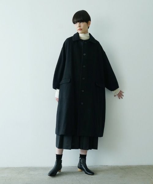 Mochiモチpetal sleeve coat [black/ma25-co-03] 