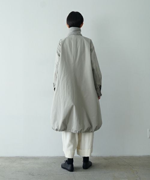 Mochiモチfinx gabardine coat [chalk/ma23-co-01]