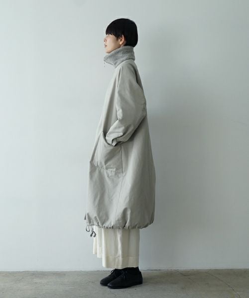 Mochiモチfinx gabardine coat [chalk/ma23-co-01]