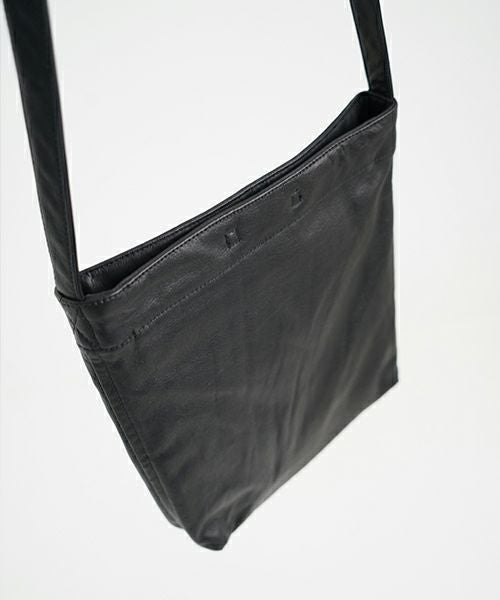 YOKO SAKAMOTO / ヨーコサカモトRESEARCHER BAG-MEDIUM[BLACK-FG] YS-BAG-LE-M
