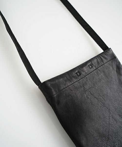 YOKO SAKAMOTO / ヨーコサカモト RESEARCHER BAG-MEDIUM[BLACK-FG