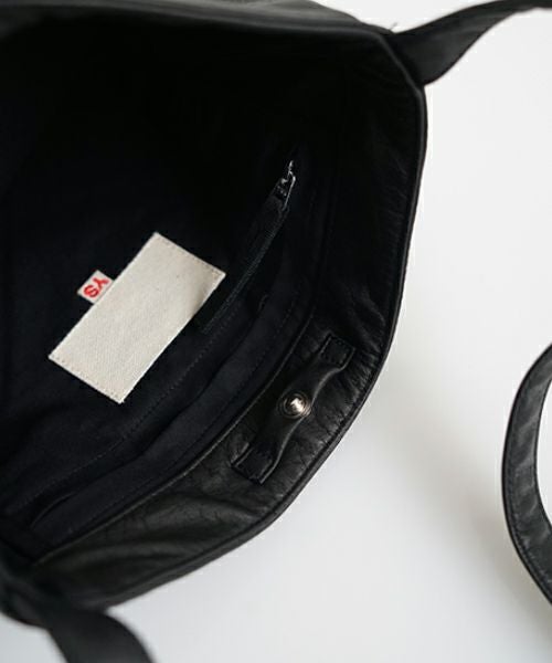 YOKO SAKAMOTO / ヨーコサカモトRESEARCHER BAG-MEDIUM[BLACK-FG] YS-BAG-LE-M