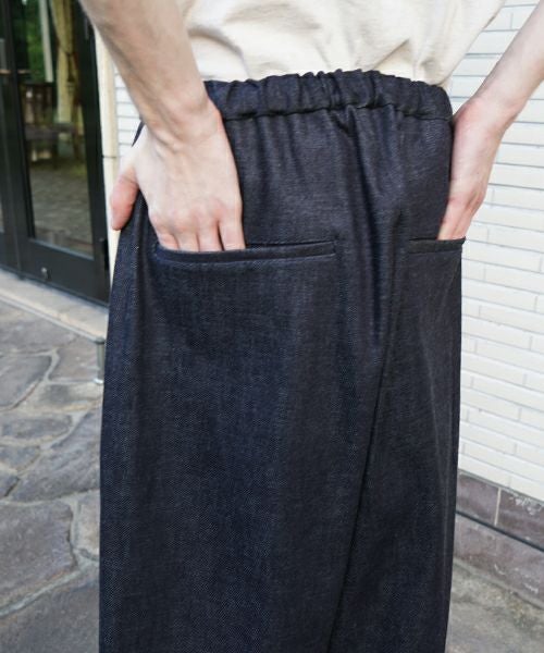 VUm ヴウエム denim tuck wide cropped pants [DEEP BLUE] vu-pnt-012