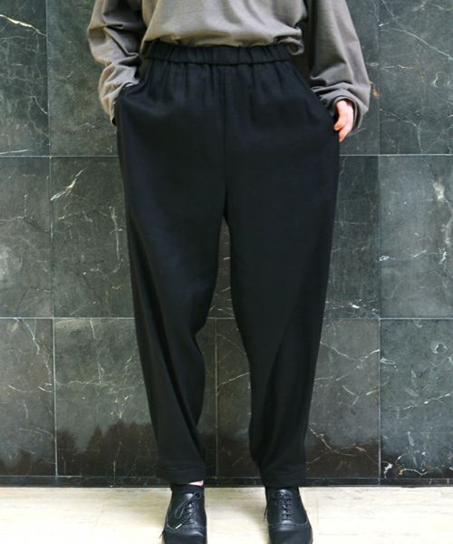 ぱるむ　 VUm ヴウエム easy tapered pants silk linen [BLACK] vu-pnt-008
