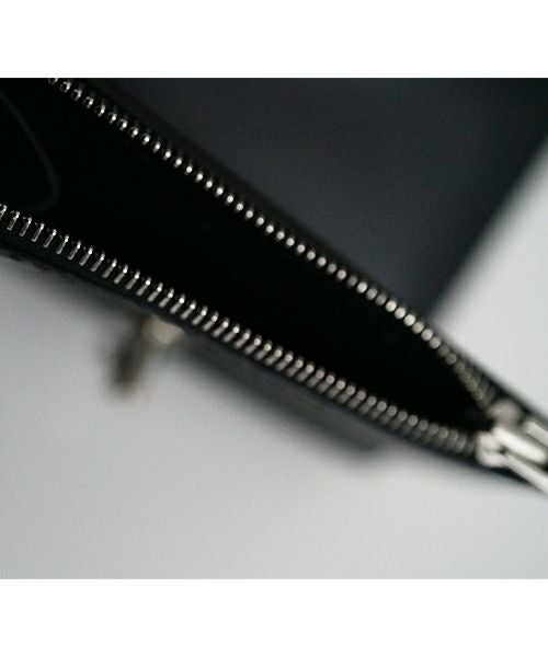 ED ROBERT JUDSON SWITCH トライフォールドウォレット（ブラック）の小銭入れ部分