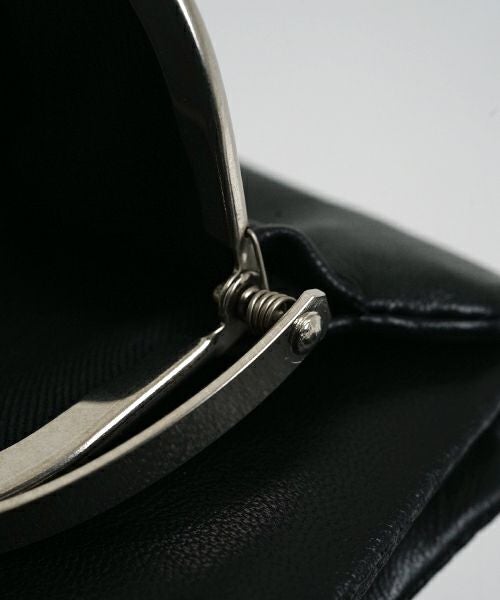 ED ROBERT JUDSONエド ロバート ジャドソンframe trifold wallet[B01SEWL-72LD/lambskin 050 black]フレームハーフウォレット サイフ