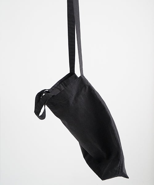 YOKO SAKAMOTOヨーコサカモトRESEARCHER BAG LARGE　[BLACK/YS - 26SS - BAG - NL - L]トートバッグ