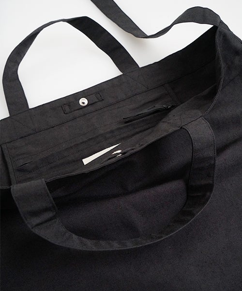 YOKO SAKAMOTOヨーコサカモトRESEARCHER BAG LARGE　[BLACK/YS - 26SS - BAG - NL - L]トートバッグ