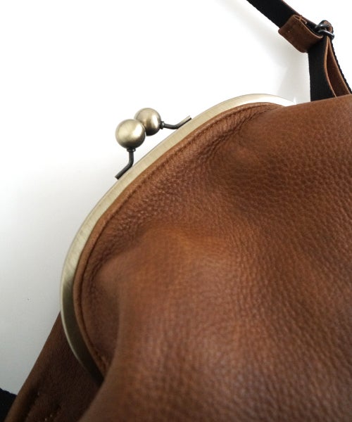 macromauro マクロマウロ<br>DEER LEATHER GANMA MINI [brown]<br>ディアレザー ガンマミニ がま口ショルダーバッグ