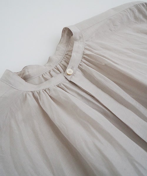  suzuki takayukiスズキタカユキpuff-sleeve blouse [S261-18/pearl mist] 