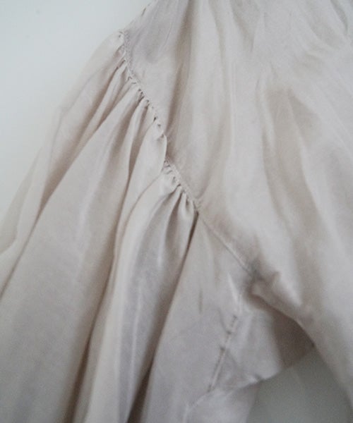  suzuki takayukiスズキタカユキpuff-sleeve blouse [S261-18/pearl mist] 