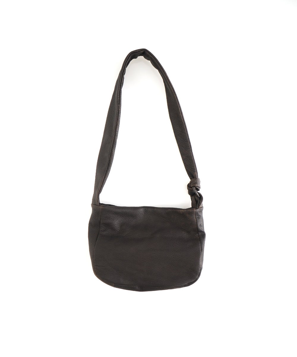 VUm PRODUCT B22 mini sash bag deer leather / dark brown