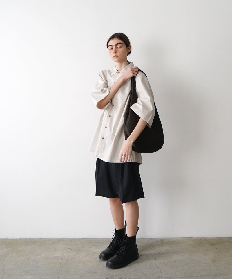VUm PRODUCT B23 packable tote deer leather / black