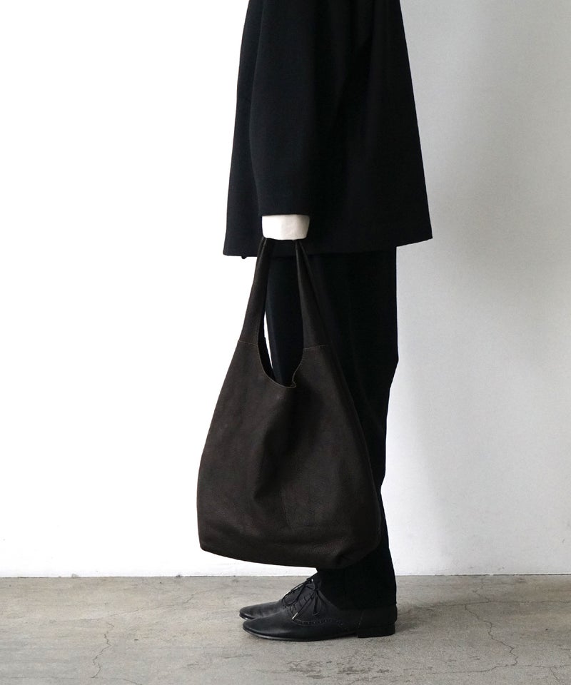 VUm PRODUCT B23 packable tote deer leather / black