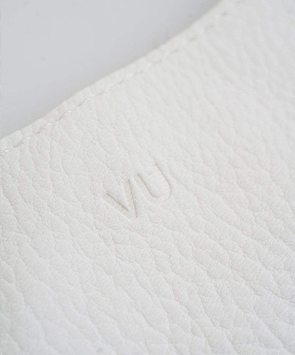  VUm PRODUCT B23 packable tote deer leather / white