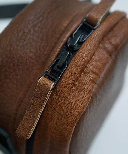  macromauro マクロマウロDEER LEATHER BOX BAG S BROWN