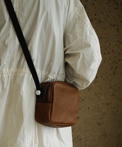  macromauro マクロマウロDEER LEATHER BOX BAG L BROWN
