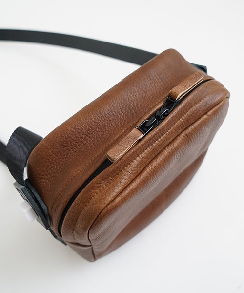  macromauro マクロマウロDEER LEATHER BOX BAG L BROWN
