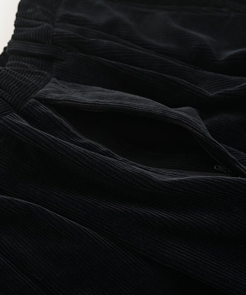 OKO SAKAMOTO / ヨーコサカモトDOUBLE PLEATED WIDE EASY PANTS (BLACK) YS - 26AW - 26