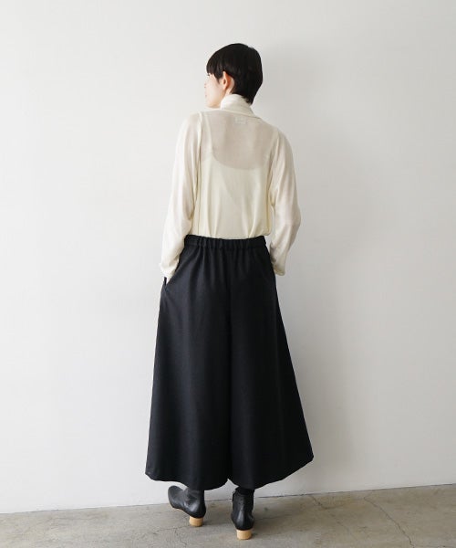 Mochiモチfront pleated culottes [dark gray/ma26-pt-01]
