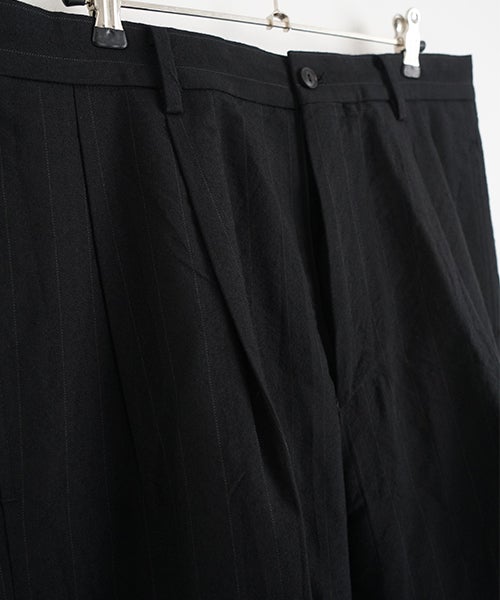 YOKO SAKAMOTO / ヨーコサカモトDOUBLE PLEATED TROUSERS (BLACK) YS - 26AW - 16