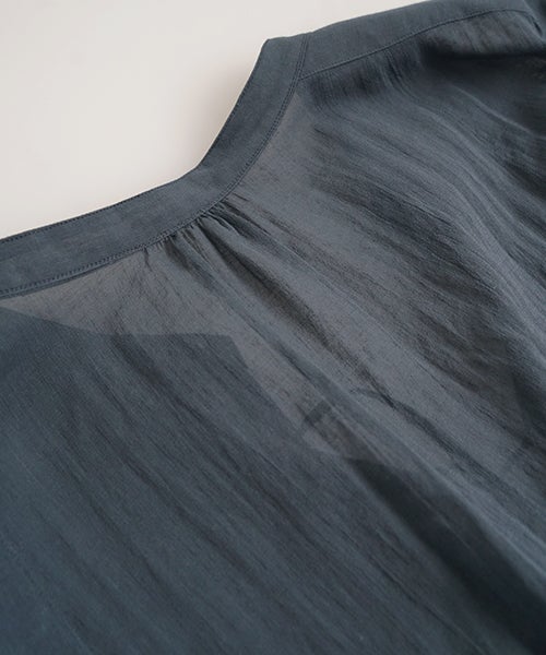 suzuki takayukiスズキタカユキsmock blouse [A271-12/pale fir green]