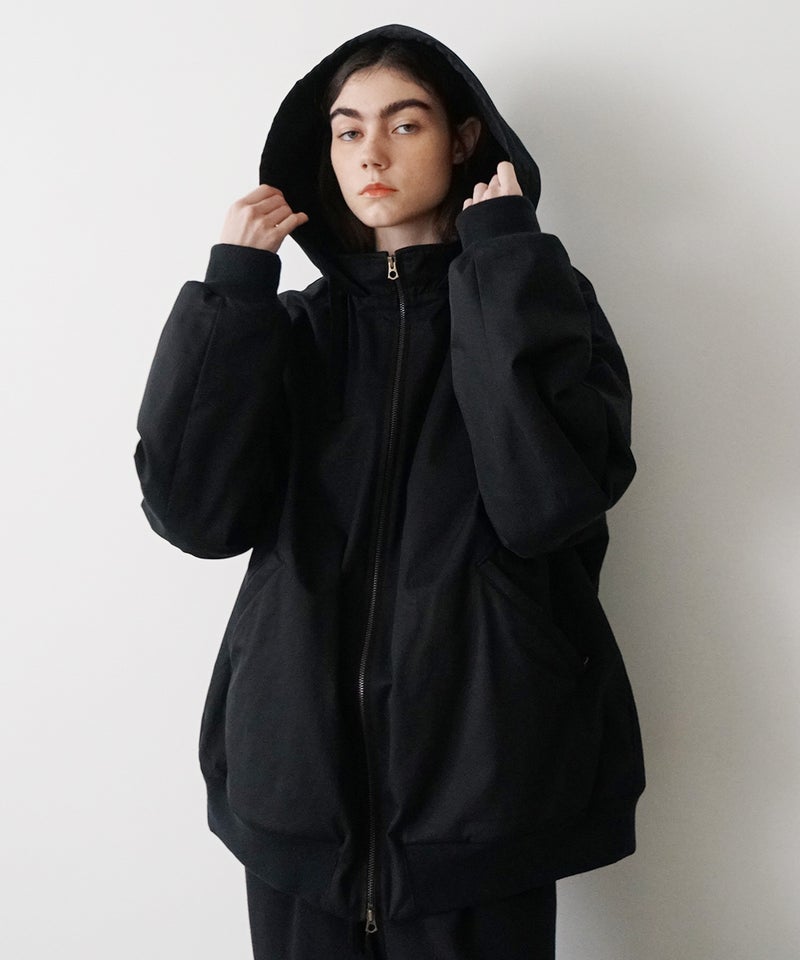 VUm hooded stand collar blouson FINX COTTON / BLACK] blu-009