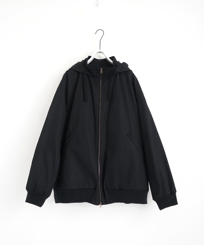 VUm hooded stand collar blouson FINX COTTON / BLACK] blu-009
