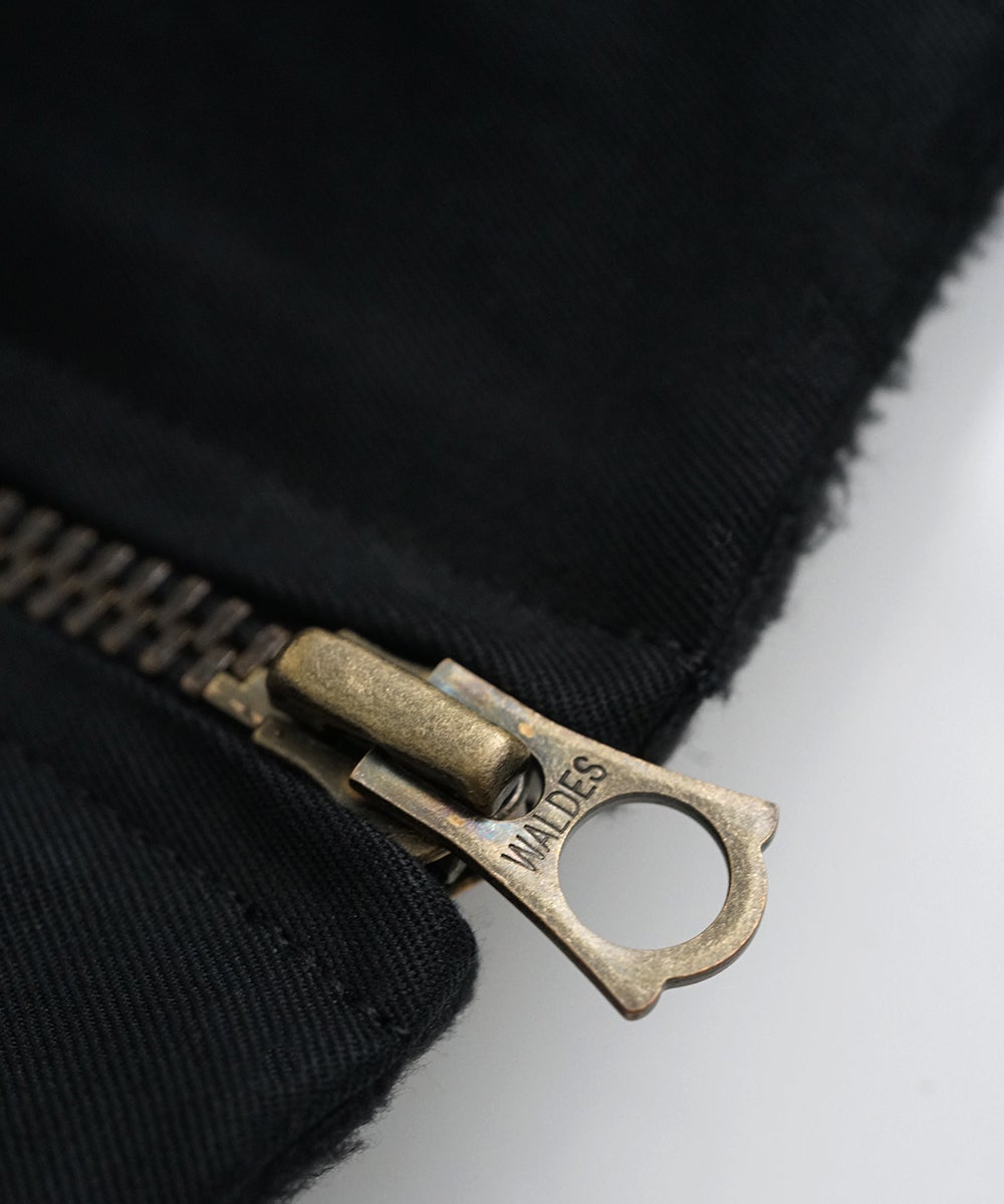 VUm hooded stand collar blouson FINX COTTON / BLACK] blu-009