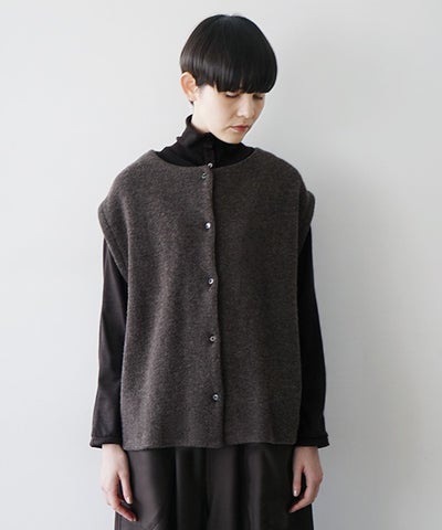 Mochiモチlib knit vest [ma26kn-02/dark mocha]
